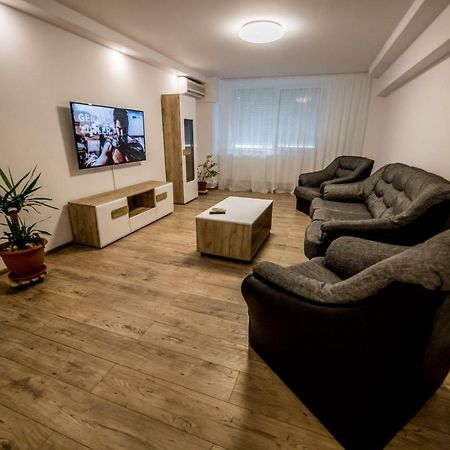 Ferienwohnung Apartament Sorina Maria Deva Exterior foto
