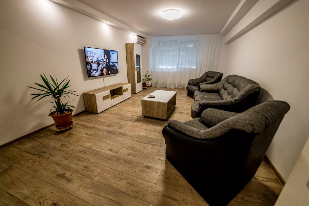 Ferienwohnung Apartament Sorina Maria Deva Exterior foto