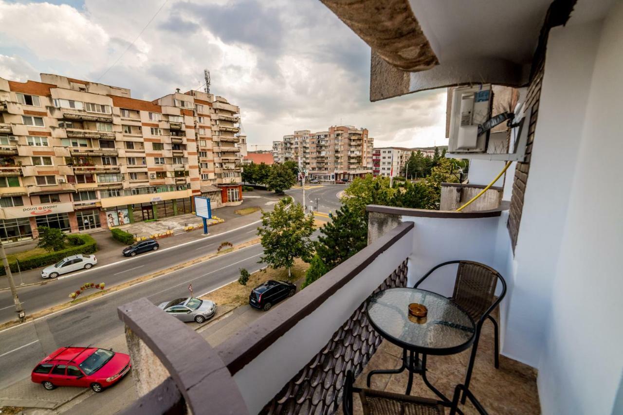 Ferienwohnung Apartament Sorina Maria Deva Exterior foto