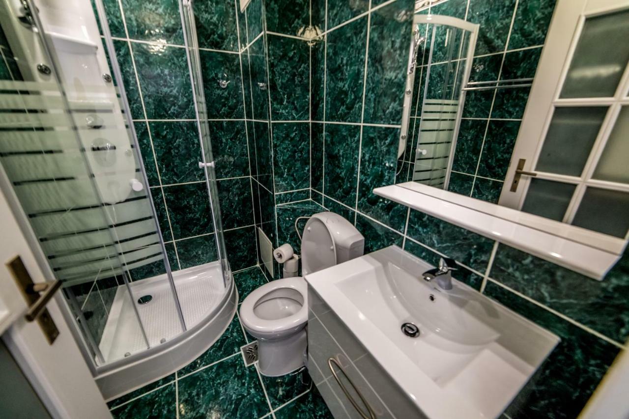 Ferienwohnung Apartament Sorina Maria Deva Exterior foto