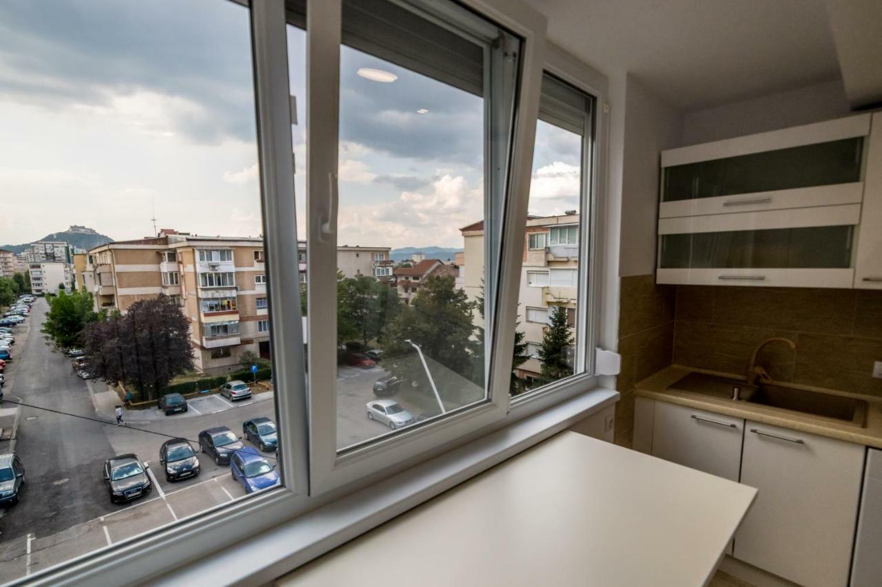 Ferienwohnung Apartament Sorina Maria Deva Exterior foto